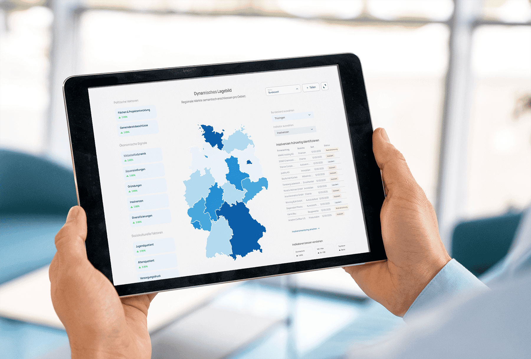 Kommunale Entwicklungen erkennen - Vector Insights Anwendungsfall: Beschlüsse, Projekte, Ausschreibungen: früh sehen, was Regionen verändert – ziti